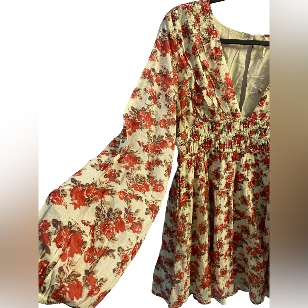 Free People BNWOT Keep You Mini Dress Floral V-Neck Size M - Picture 13 of 13